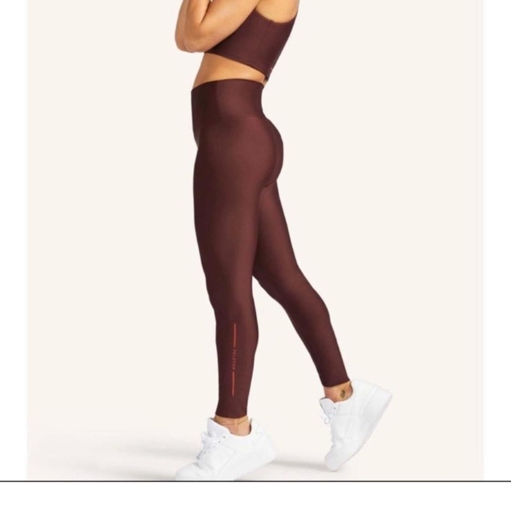 Peloton show up Leggings